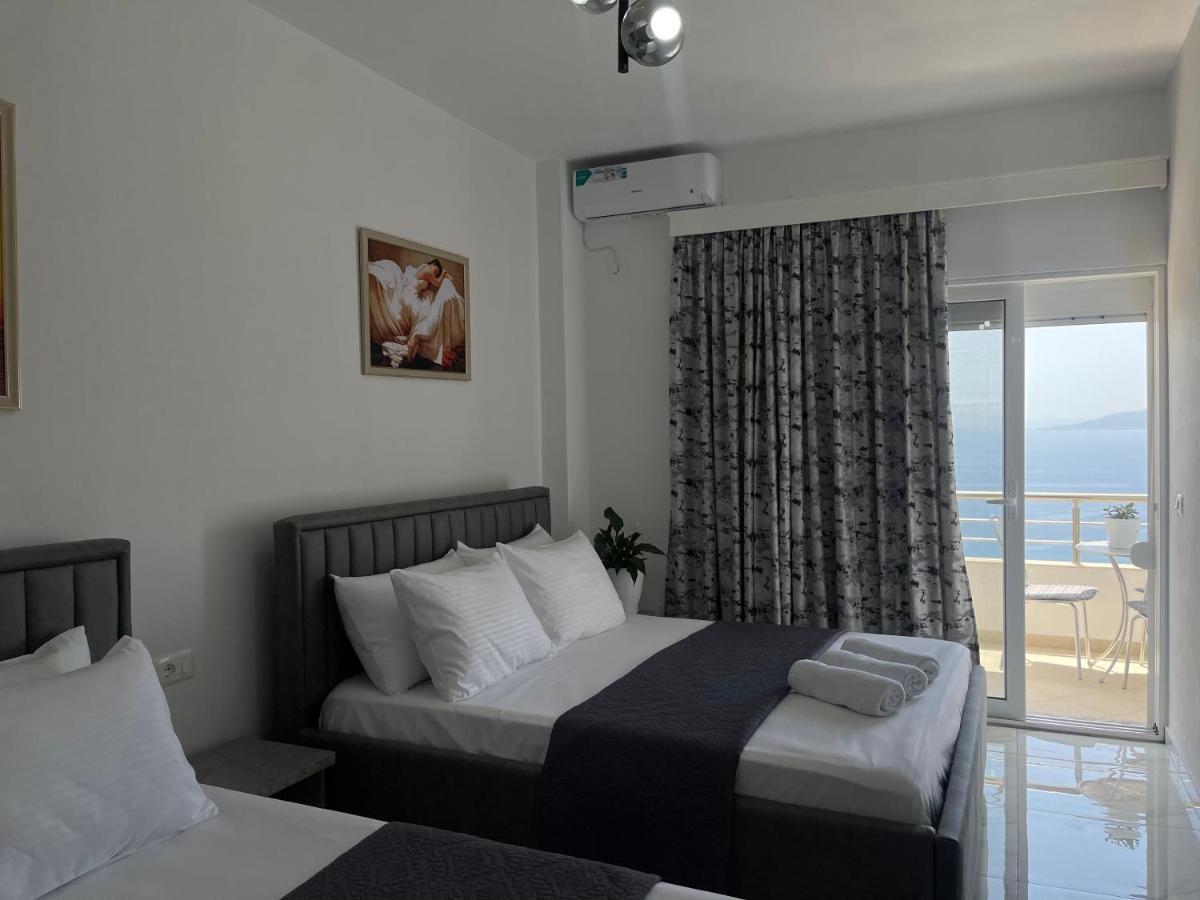 Villa Marsal Sarandë Exteriör bild