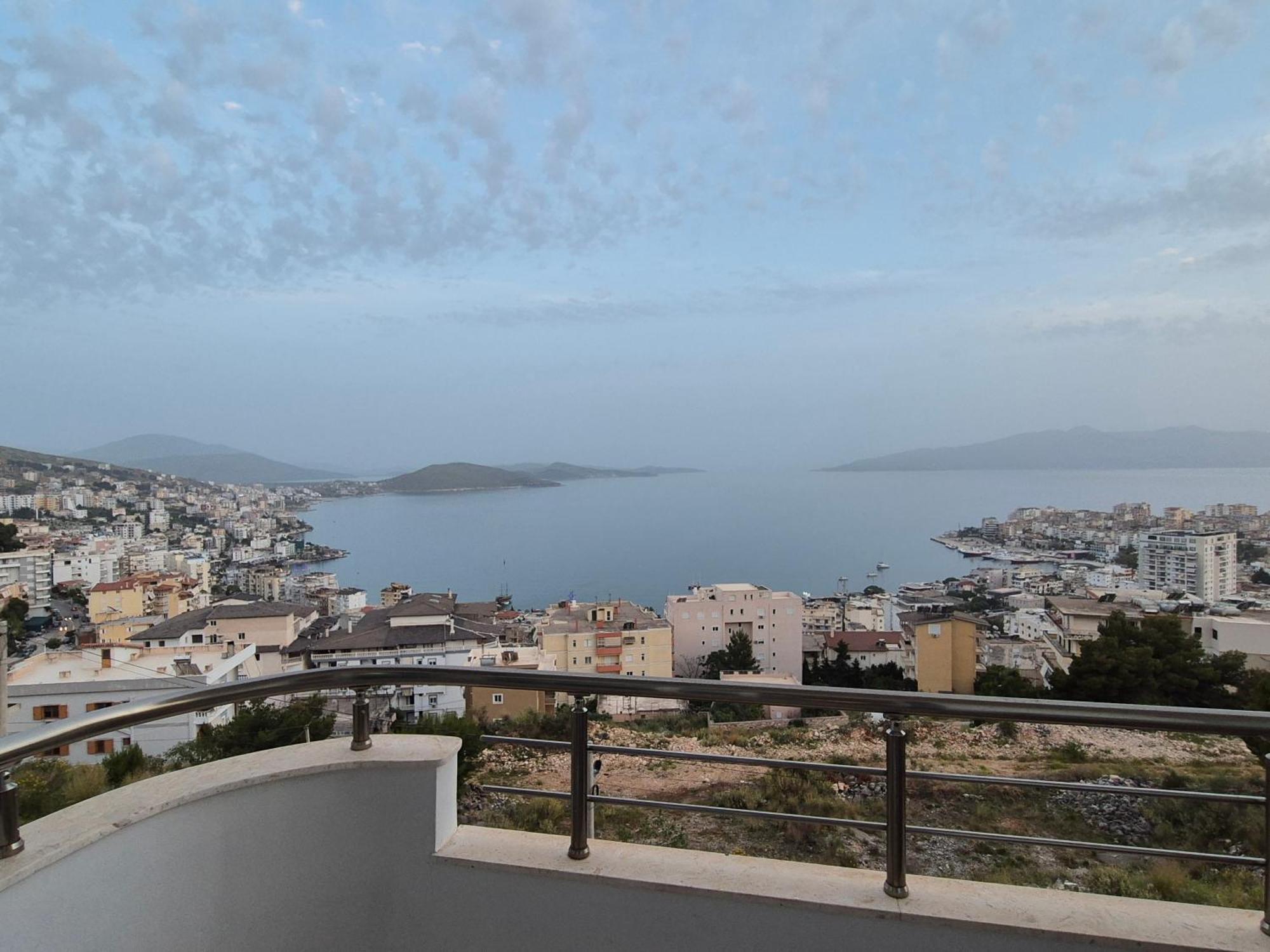 Villa Marsal Sarandë Exteriör bild