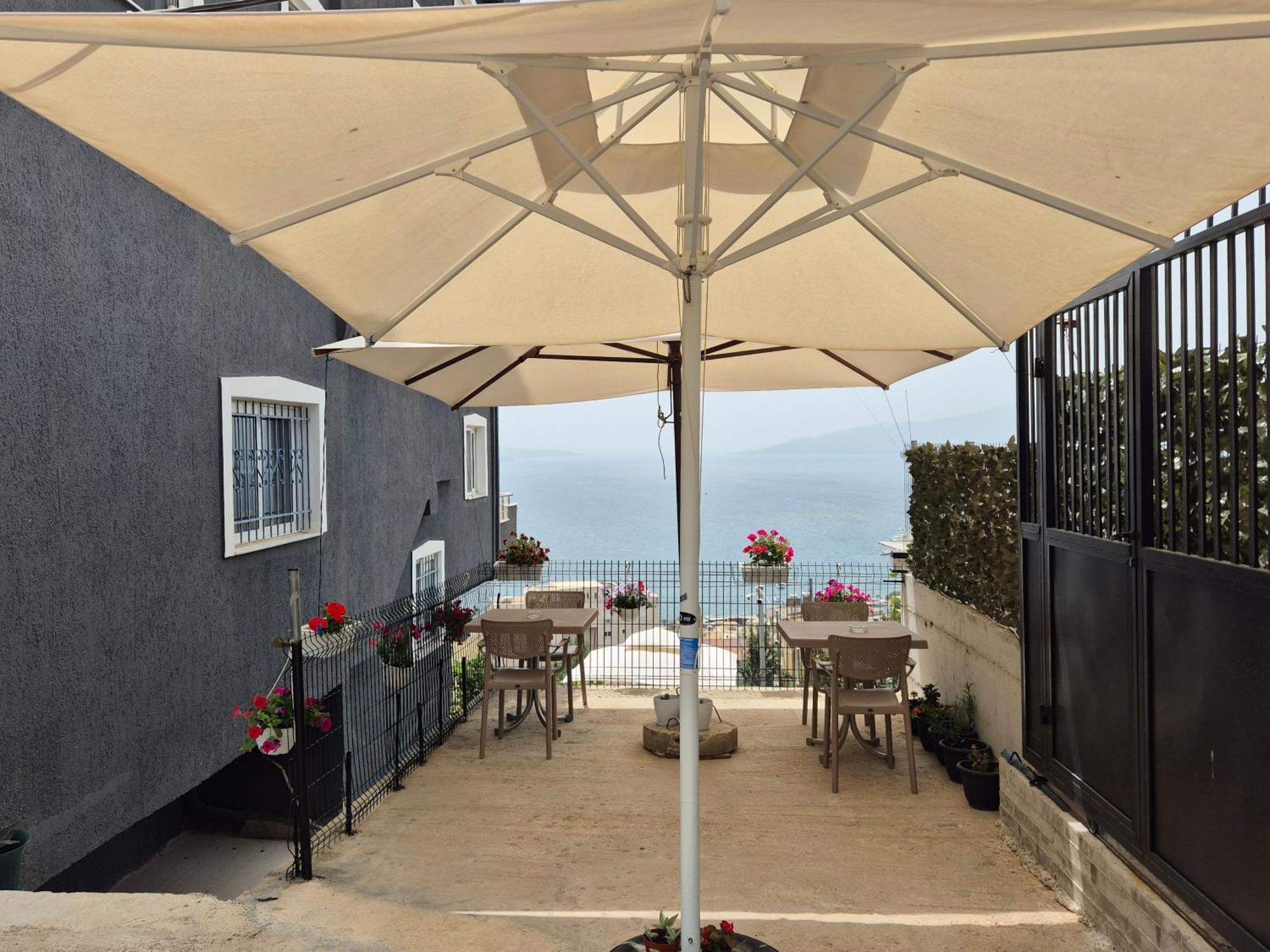 Villa Marsal Sarandë Exteriör bild