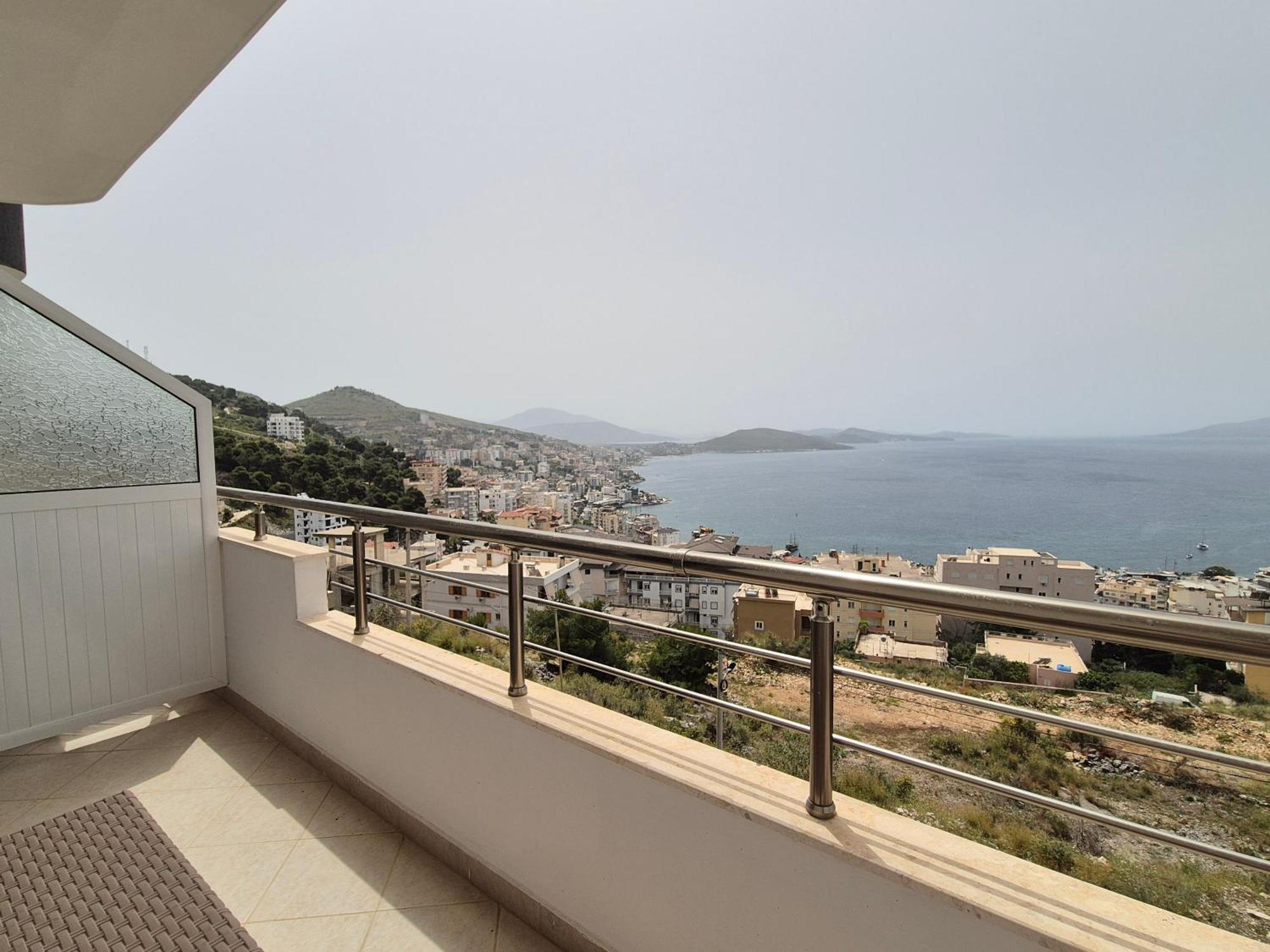 Villa Marsal Sarandë Exteriör bild