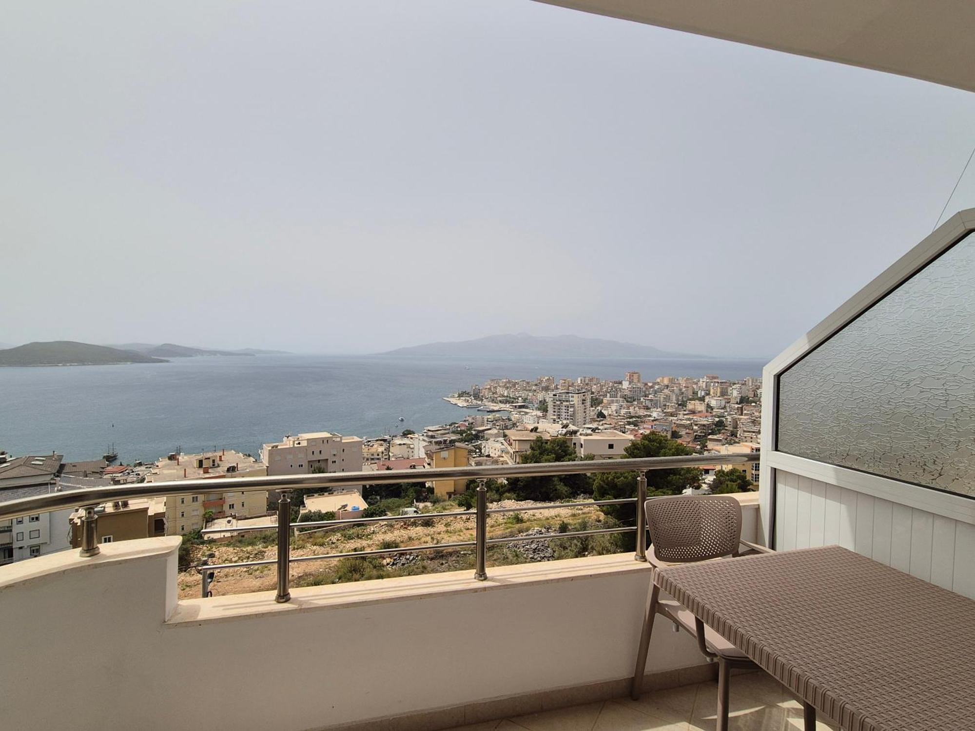 Villa Marsal Sarandë Exteriör bild