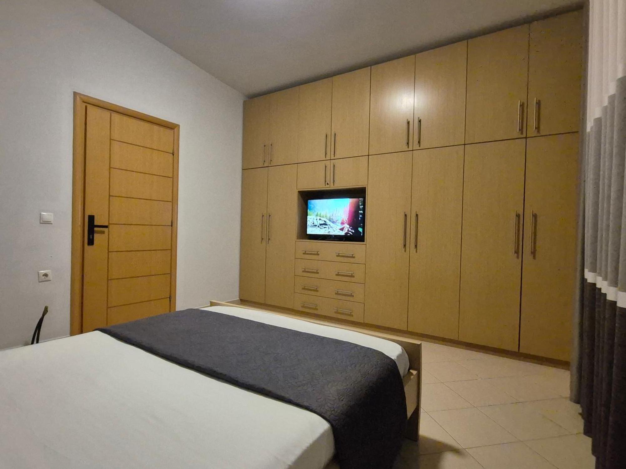 Villa Marsal Sarandë Exteriör bild