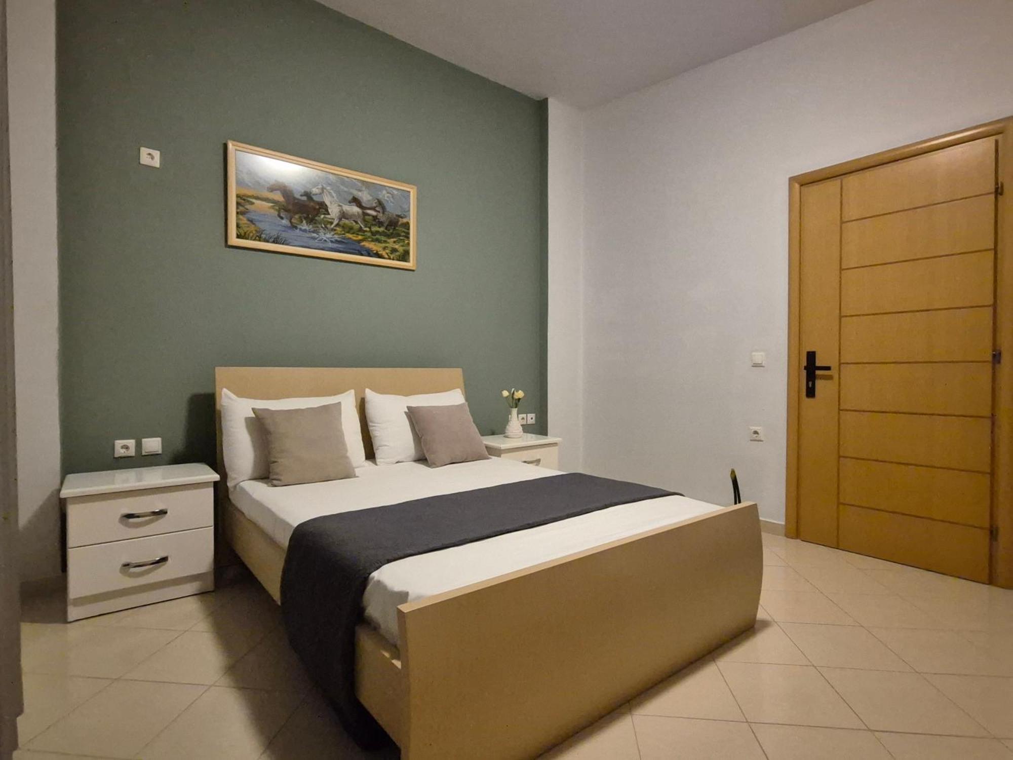 Villa Marsal Sarandë Exteriör bild