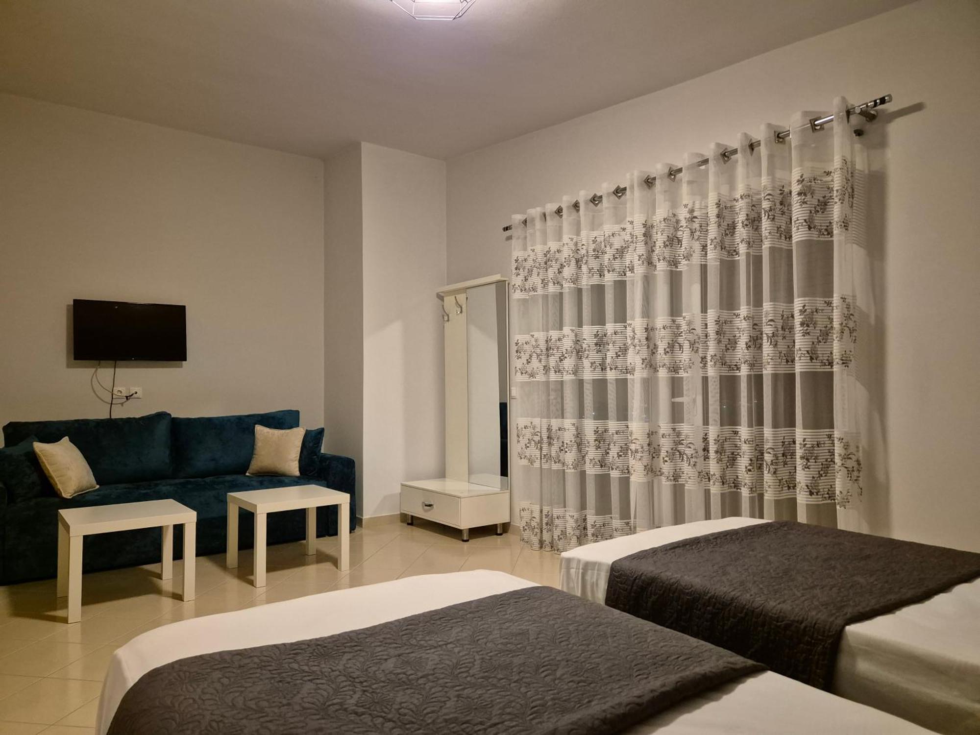 Villa Marsal Sarandë Exteriör bild