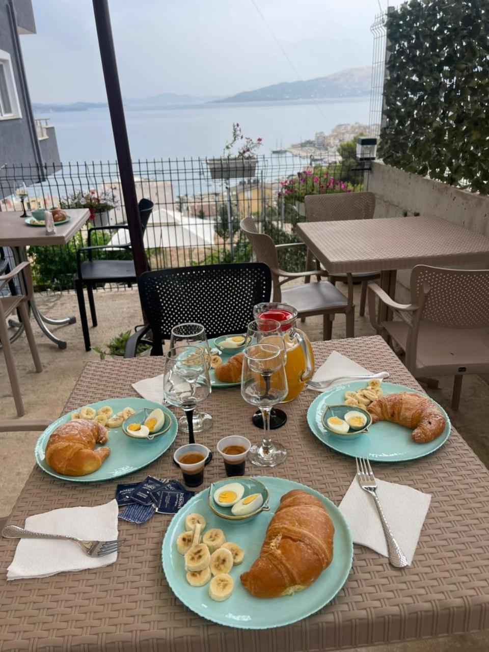 Villa Marsal Sarandë Exteriör bild