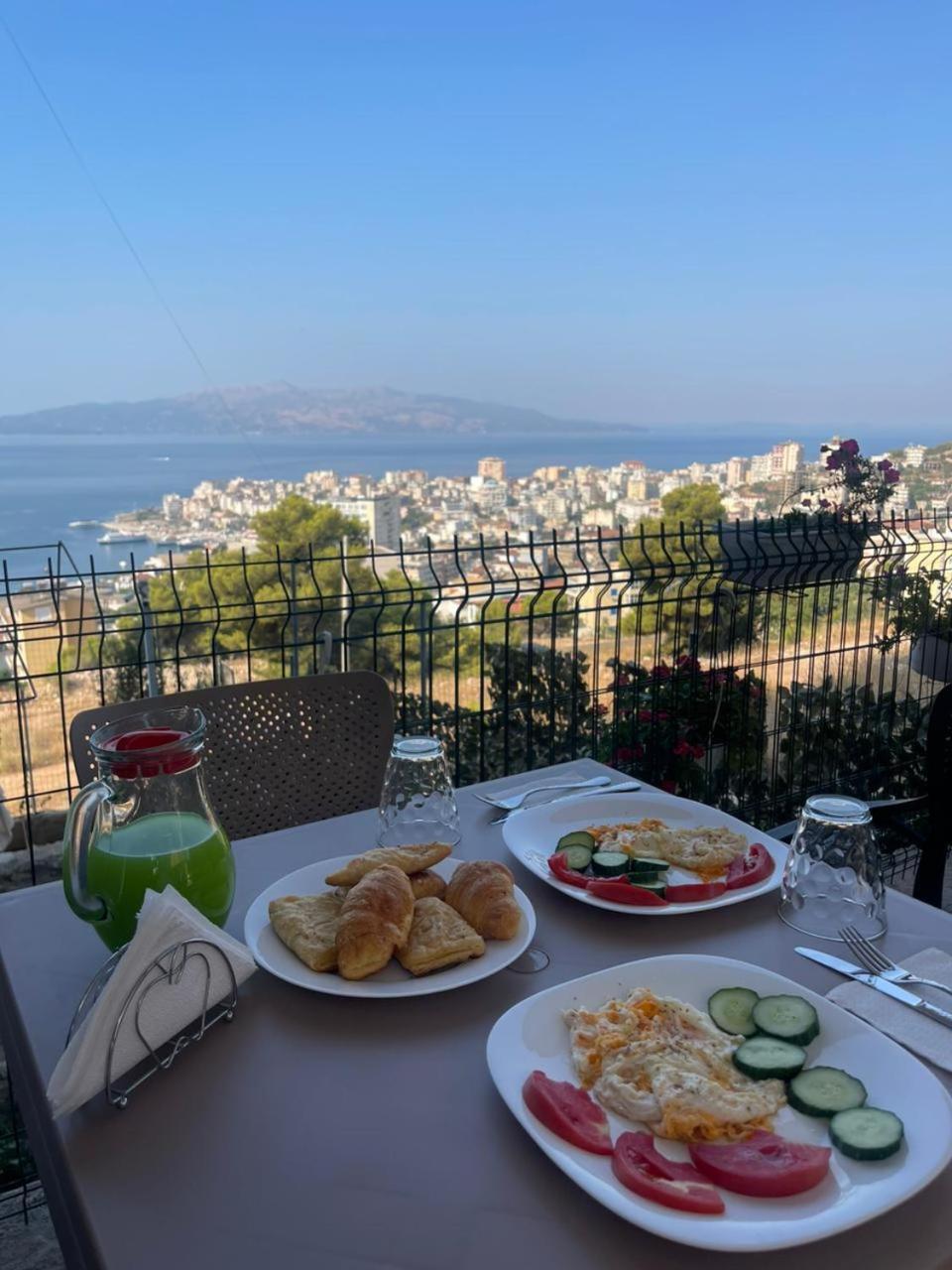 Villa Marsal Sarandë Exteriör bild